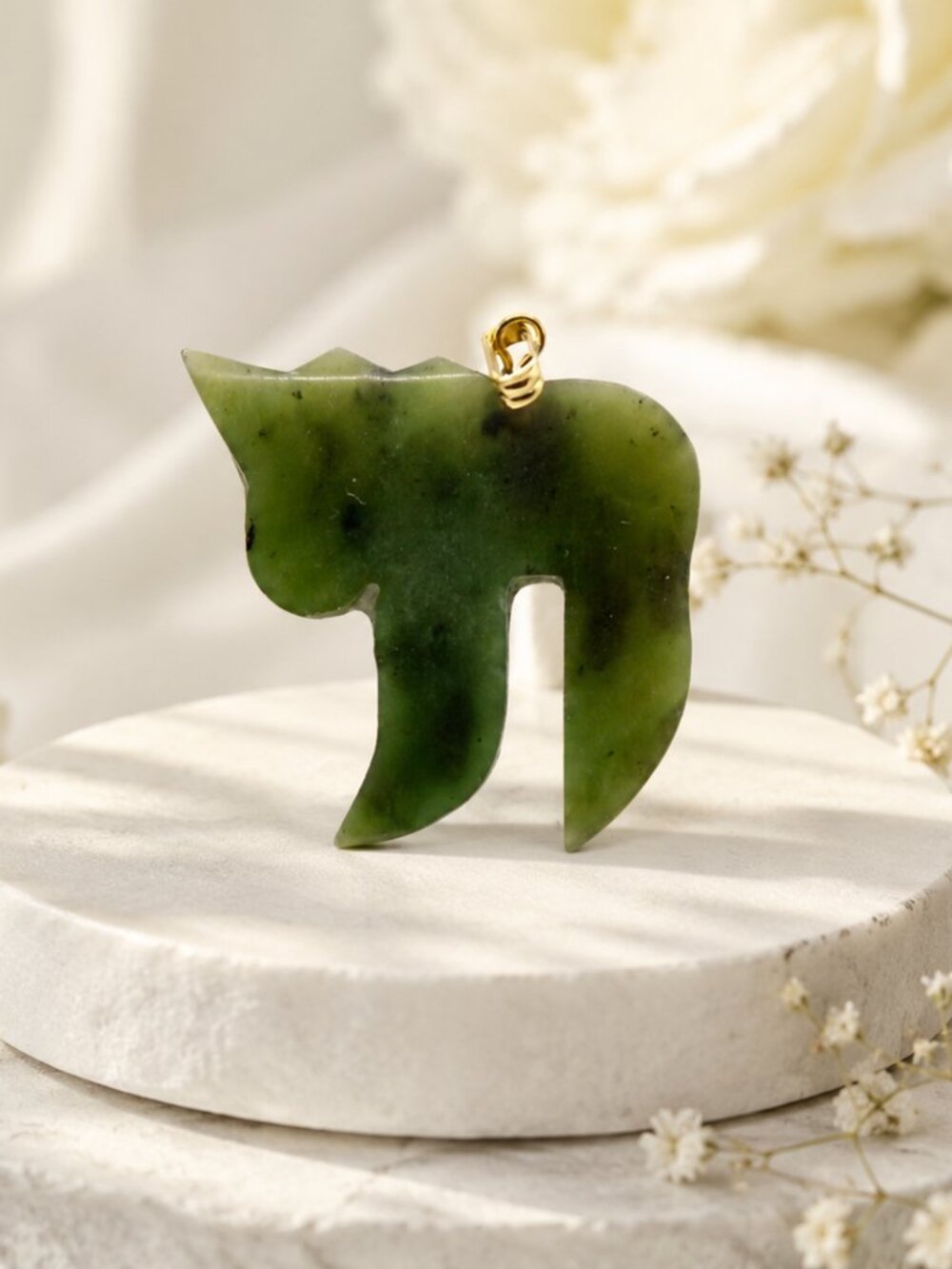 Emerald-toned Jade Life Pendant